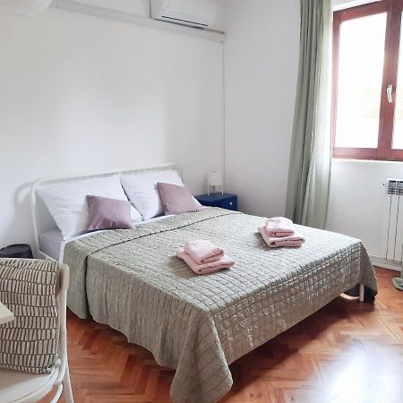 Apartment Nino In Pula Ngoại thất bức ảnh
